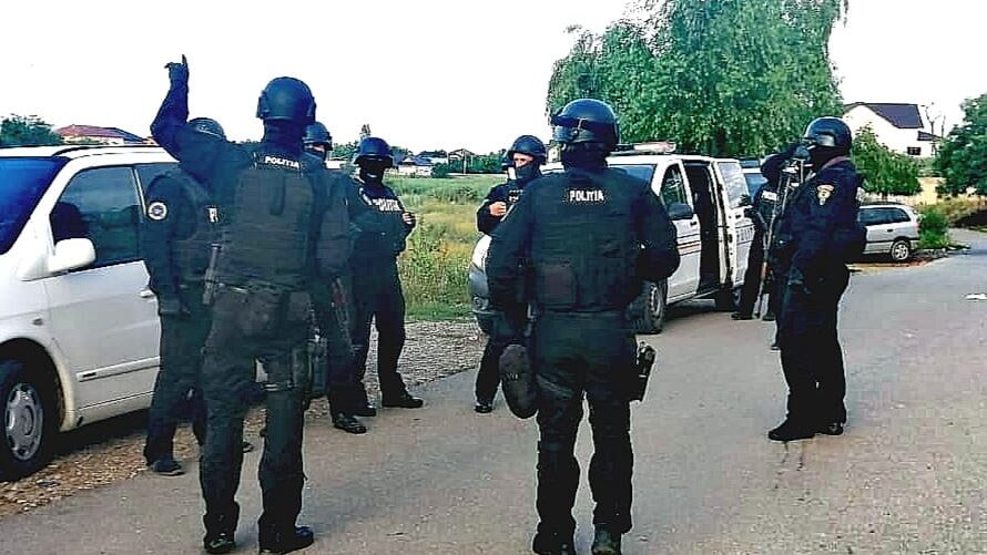 DESANT. Razie cu mascațila Satu Mare. Cuburi infracționale, destructurate!