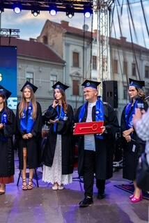O seară de emoție și celebrare pentru absolvenții facultăților medicale din cadrul UVVG