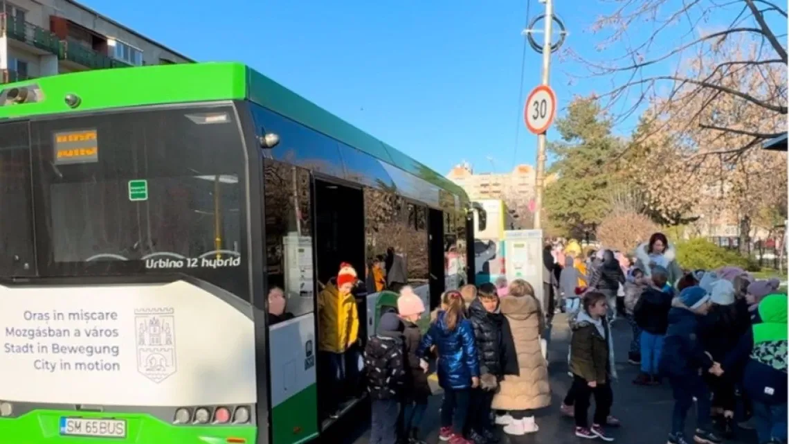 TRANSPORT. Linia 20 intră în circulație la Satu Mare! Trei curse pe zi și trei stații noi pentru elevi, dar și pentru ceilalți călători