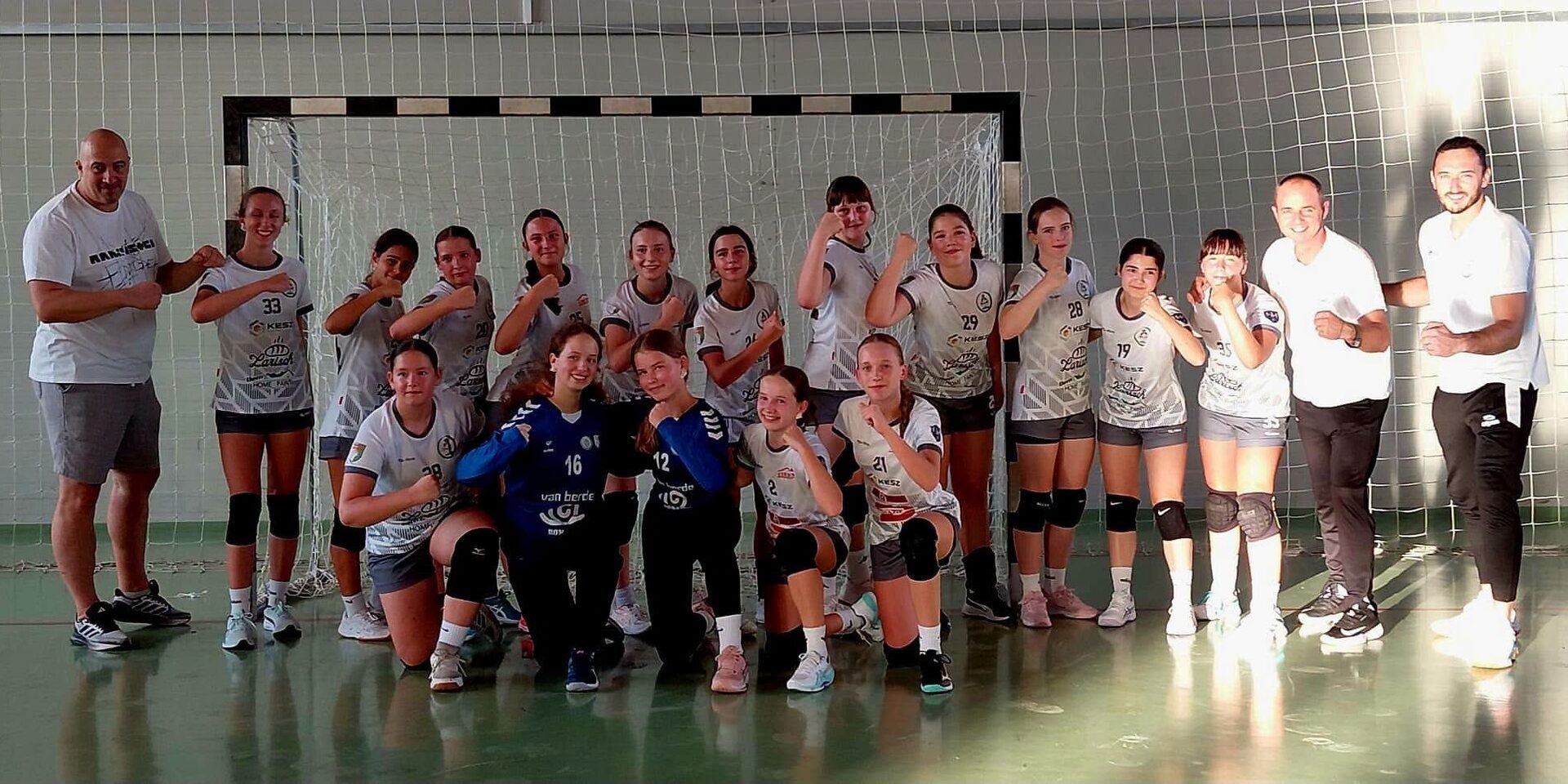 Victorie la debut pentru fetele de la Cămin!