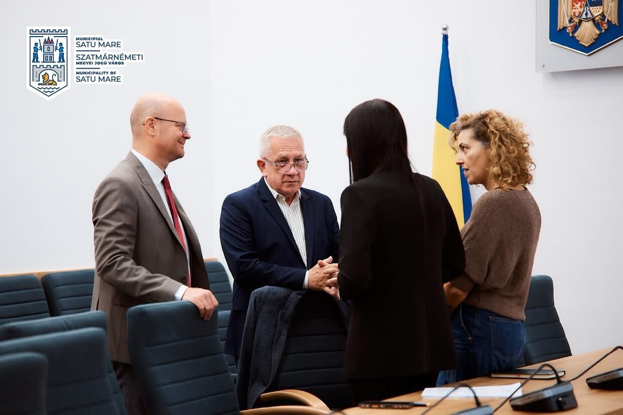 Acord pentru întreținerea spațiilor verzi din Satu Mare, semnat pentru următorii patru ani. Contractul este împărțit în zece loturi
