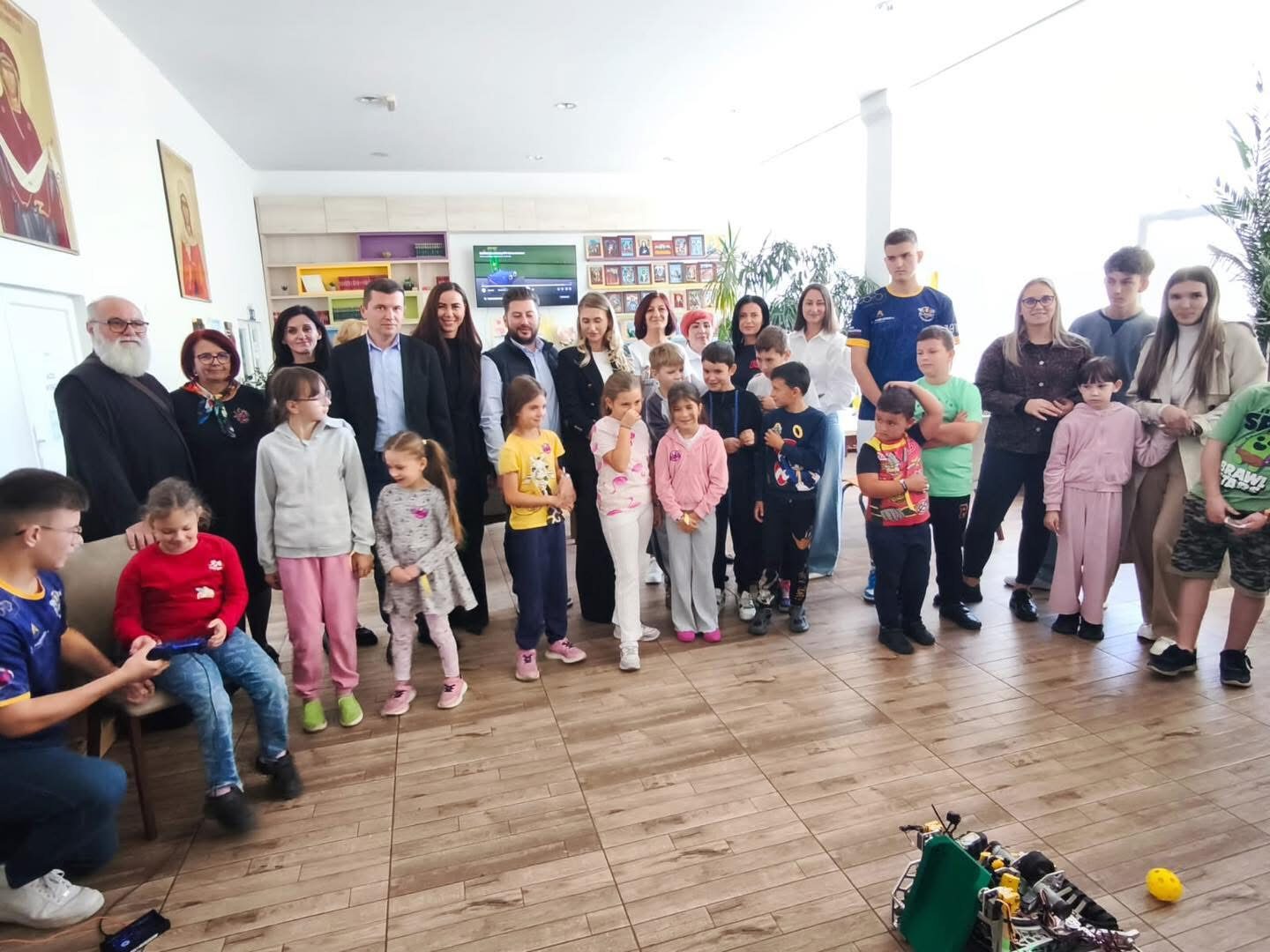 Ziua Educației, sărbătorită alături de copii la Centrul „Sfântul Acoperământ al Maicii Domnului” din Satu Mare