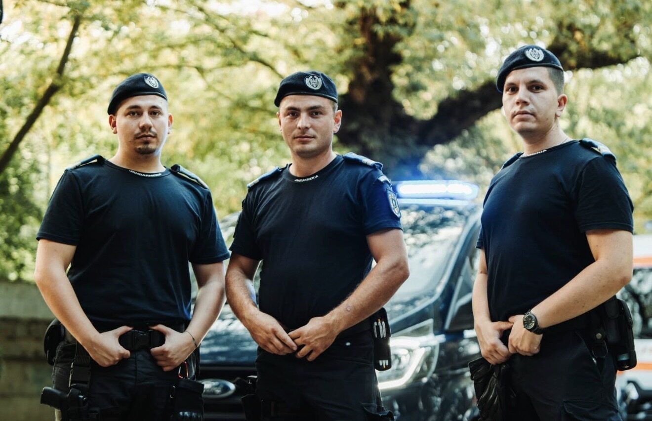 Jandarmii sătmăreni vor asigura ordinea la meciul Unirea Tășnad–Viitorul Cluj și la Festivalul Recoltei din Petin