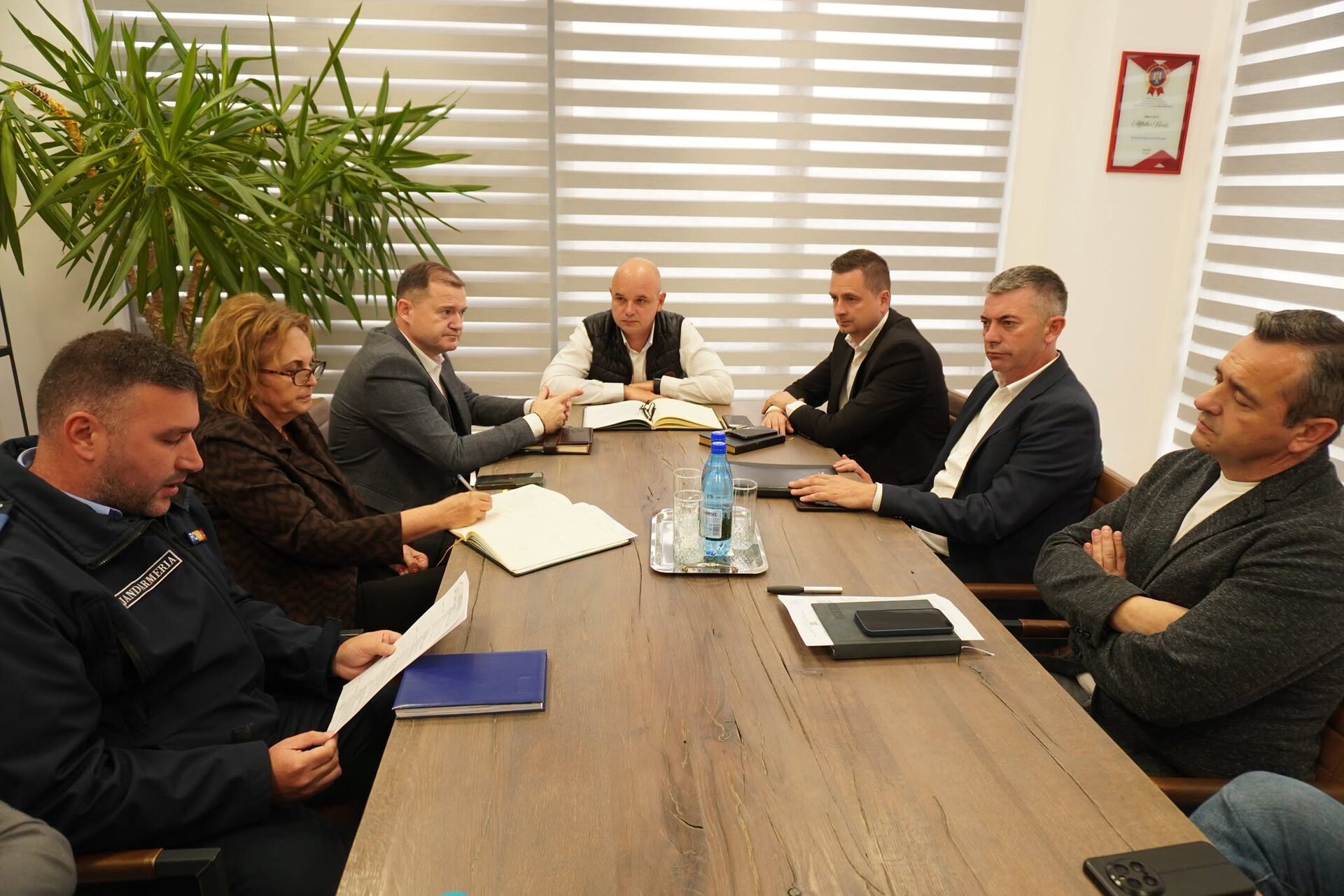 SIGURANȚĂ. Poliția și Jandarmeria, în alertă la Satu Mare! Ce măsuri se pregătesc pentru sezonul rece și evenimentele din județ