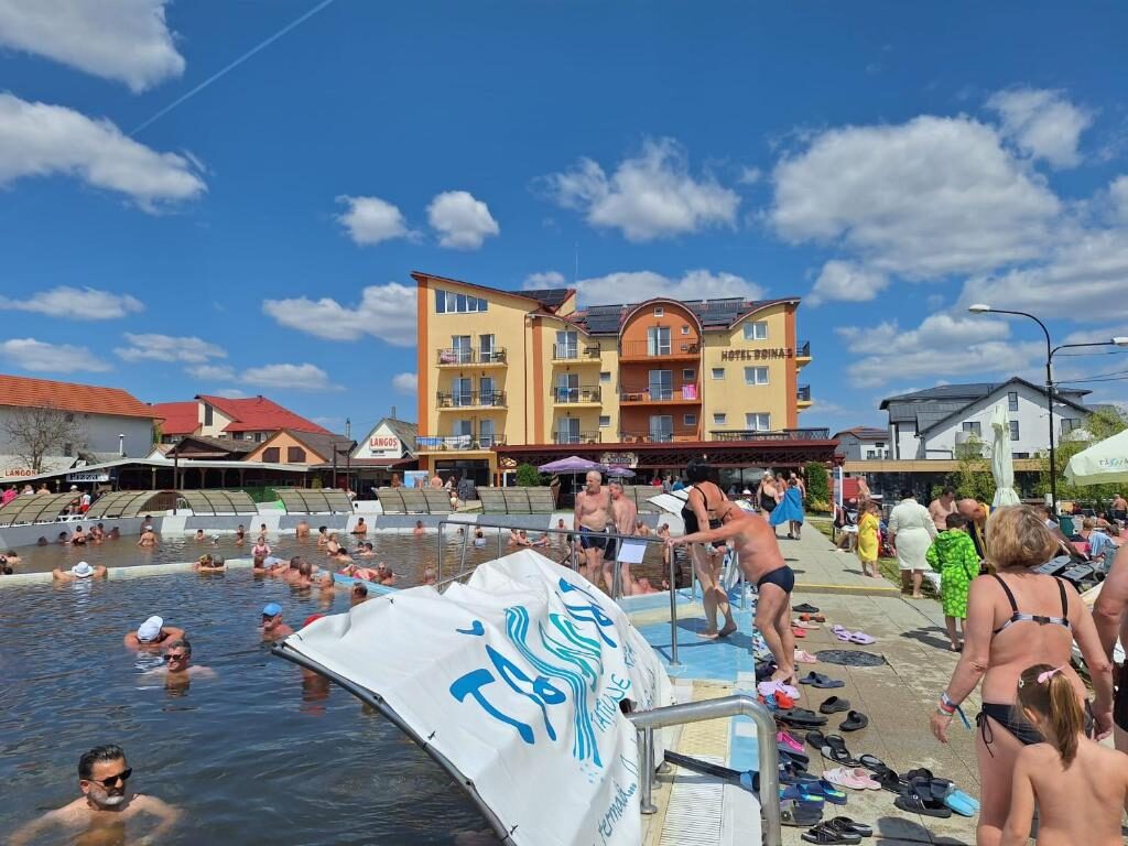 TURISM. Tășnadul, premiat la nivel național! Ce distincție a primit stațiunea sătmăreană la Gala Turismului Balnear