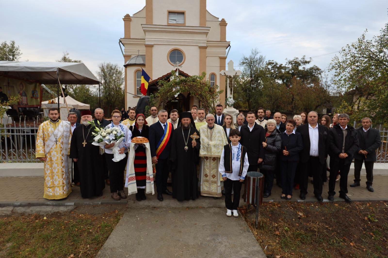 Biserica ortodoxă din Oar, sfințită de Preasfințitul Părinte Timotei Sătmăreanul
