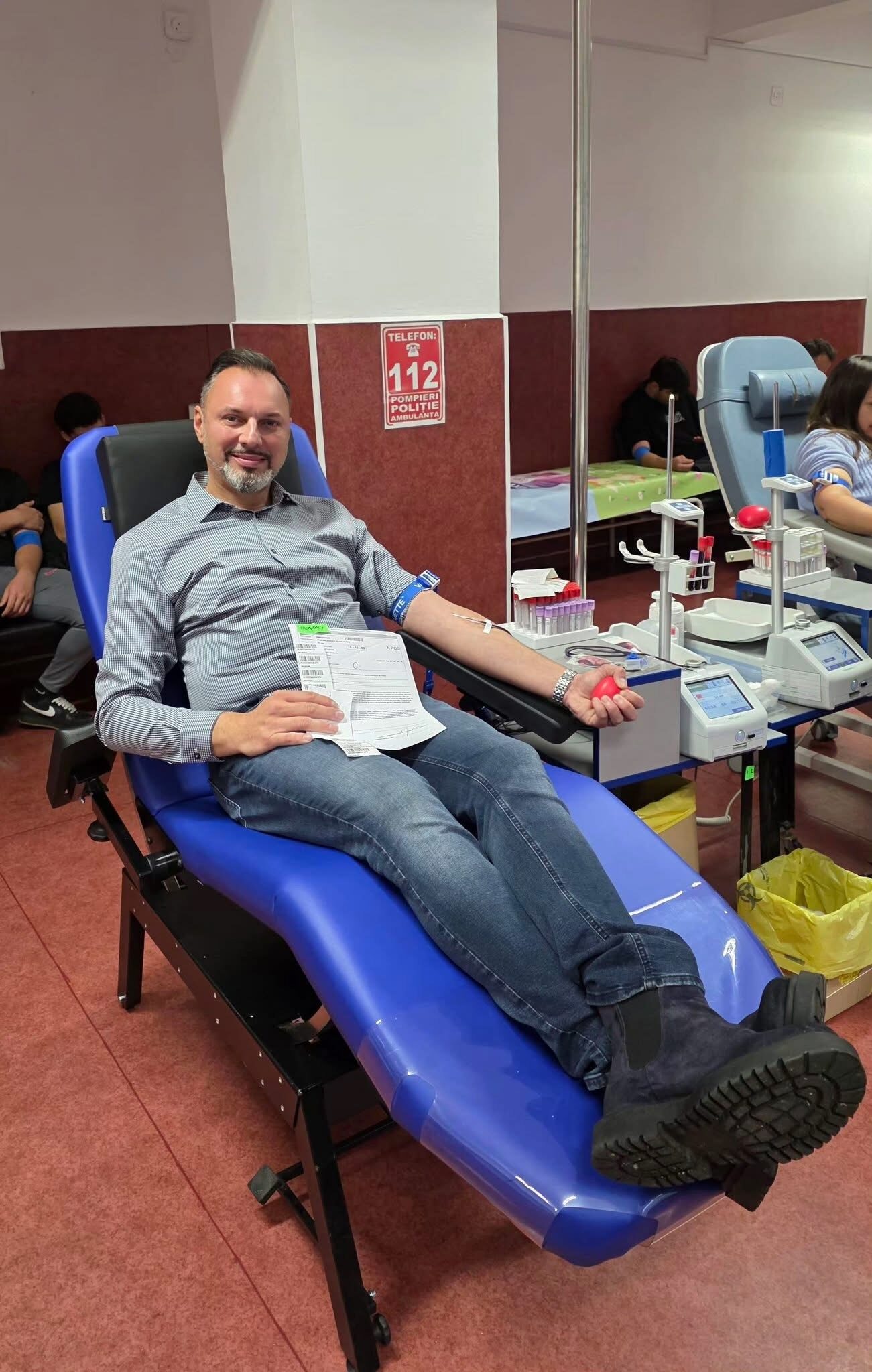 Sătmărenii, chemați să doneze sânge pentru Elena Tripon, o mamă aflată la Terapie Intensivă după naștere