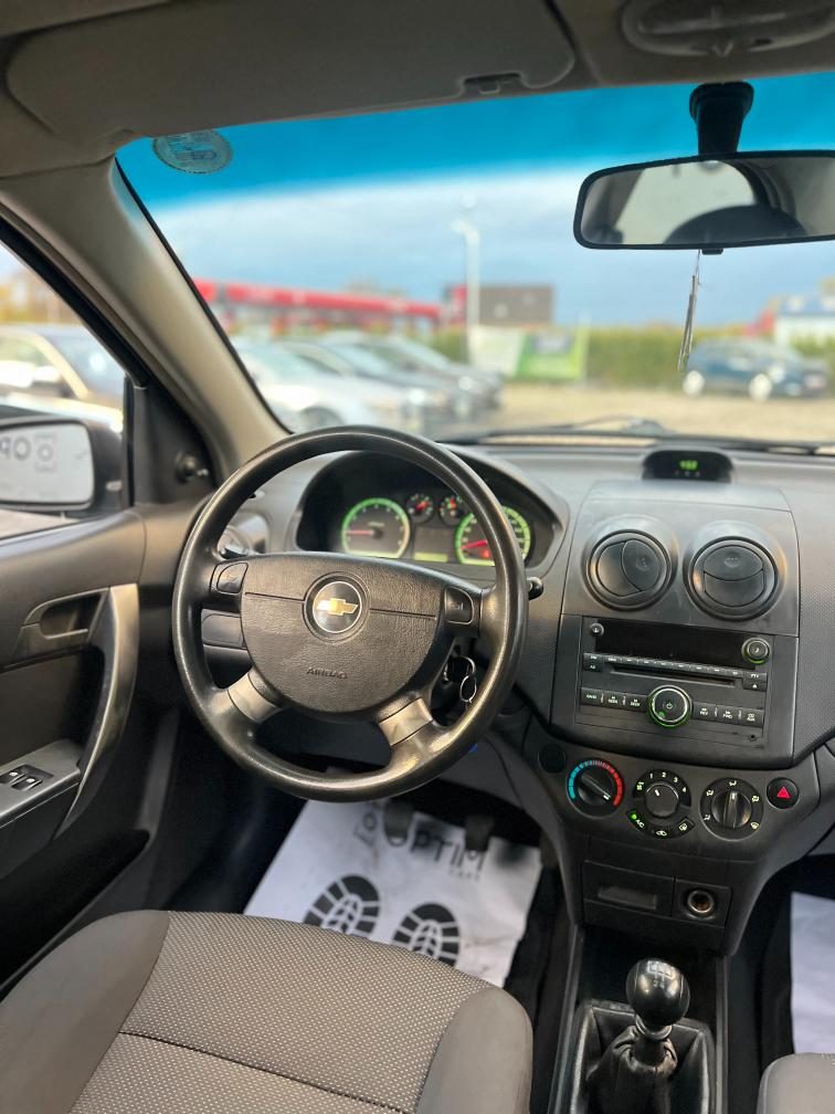Chevrolet Aveo 1.4 benzină 94 CP