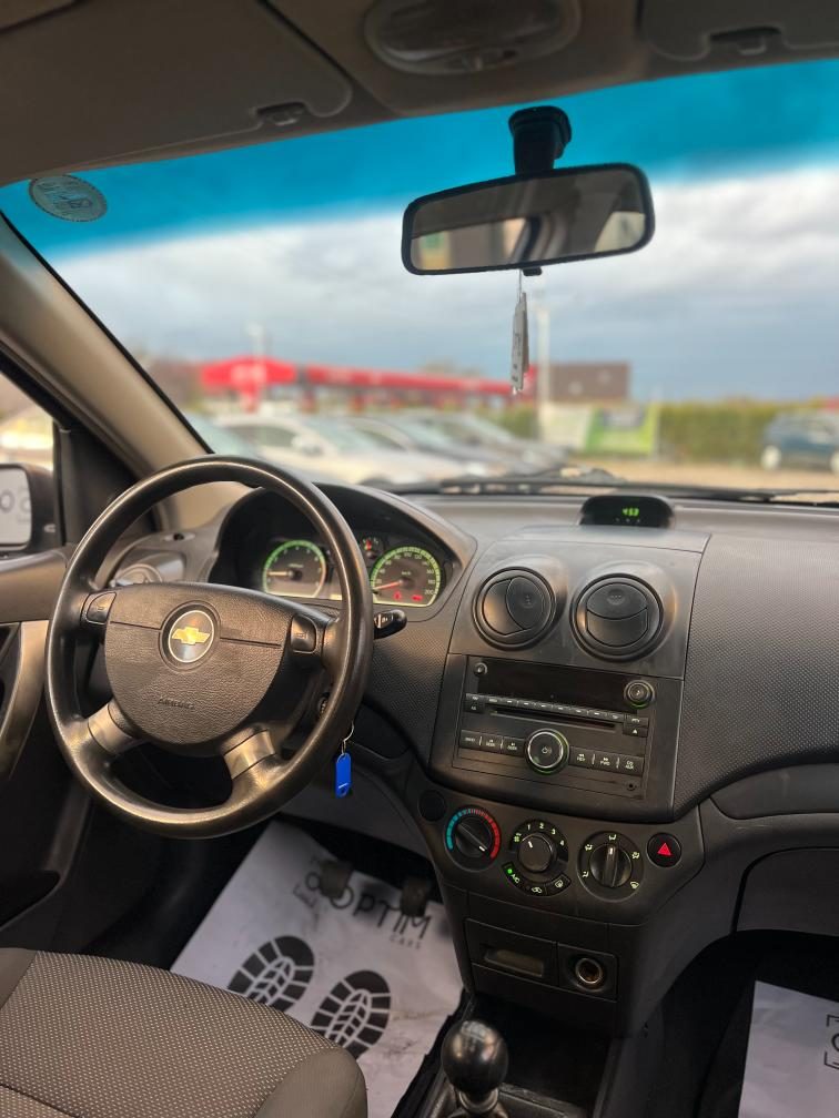 Chevrolet Aveo 1.4 benzină 94 CP