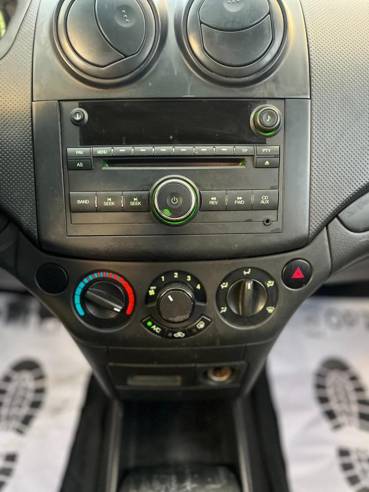 Chevrolet Aveo 1.4 benzină 94 CP