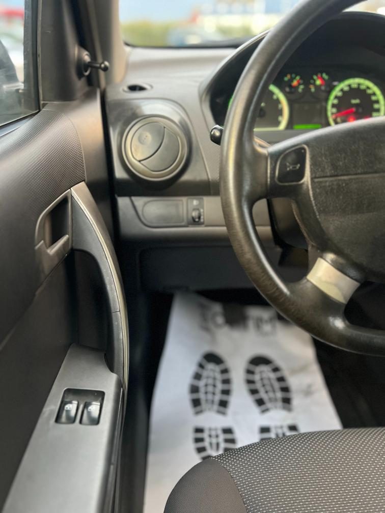 Chevrolet Aveo 1.4 benzină 94 CP
