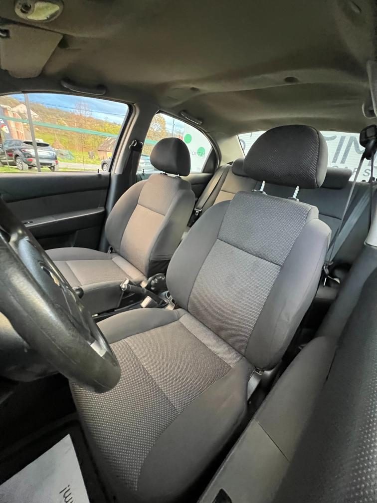 Chevrolet Aveo 1.4 benzină 94 CP