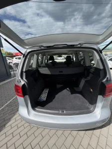 Volkswagen Touran 1.6 diesel 105 CP