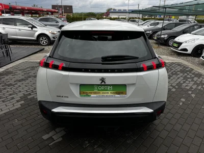 Peugeot 2008 1.2 Benzină, 100 CP