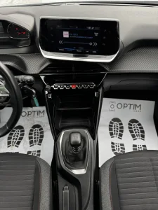 Peugeot 2008 1.2 Benzină, 100 CP