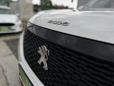 Peugeot 2008 1.2 Benzină, 100 CP