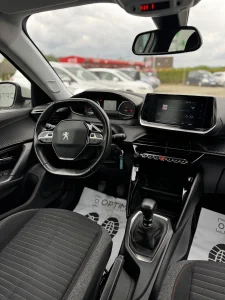 Peugeot 2008 1.2 Benzină, 100 CP