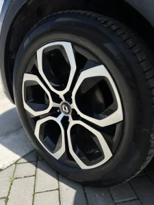 Renault Arkana 1.6 Benzina + Hybrid, 143 CP