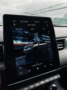 Renault Arkana 1.6 Benzina + Hybrid, 143 CP