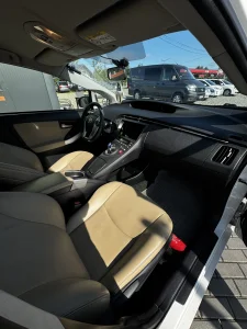 Toyota Prius 1.8 Benzină + sistem Full Hybrid, 136 CP
