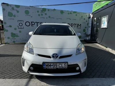 Toyota Prius 1.8 Benzină + sistem Full Hybrid, 136 CP