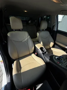 Toyota Prius 1.8 Benzină + sistem Full Hybrid, 136 CP
