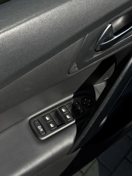 Peugeot 508 2.0 Diesel+Hybrid, 163 CP