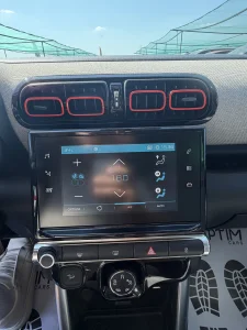 Citroen C3 1.2 BENZINA 110 CP