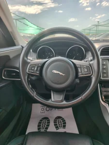Jaguar XE 2.0 DIESEL