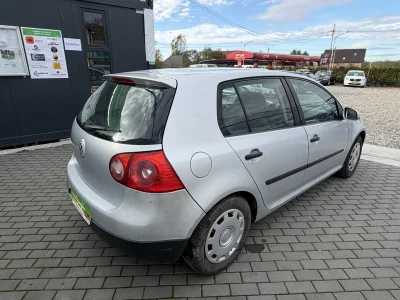 Volkswagen Golf 5 1.4 BENZINA