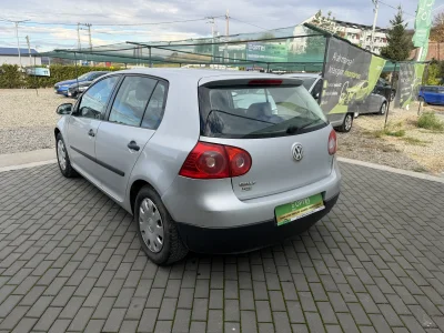 Volkswagen Golf 5 1.4 BENZINA
