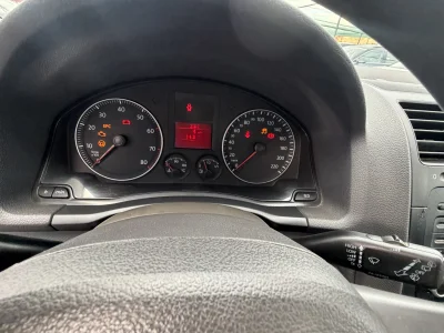Volkswagen Golf 5 1.4 BENZINA