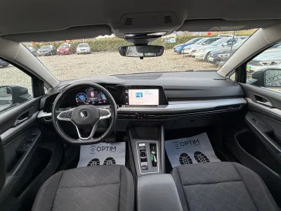 Volkswagen GOLF 8 Variant 2.0 TDI Life