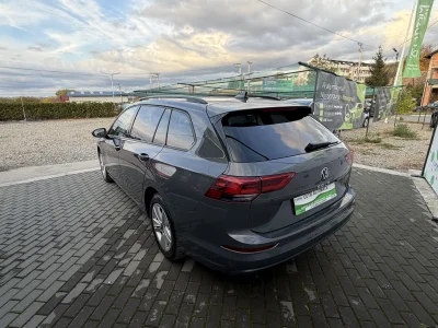 Volkswagen GOLF 8 Variant 2.0 TDI Life