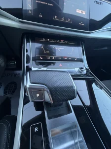Audi Q8 S-LINE 3.0 DIESEL HYBRID