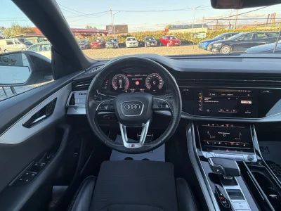 Audi Q8 S-LINE 3.0 DIESEL HYBRID
