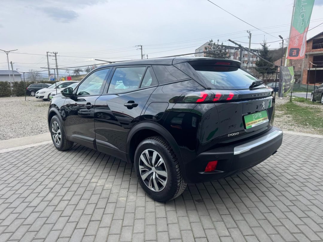 Peugeot 2008 Active Pack 1.2 Benzină 100 CP