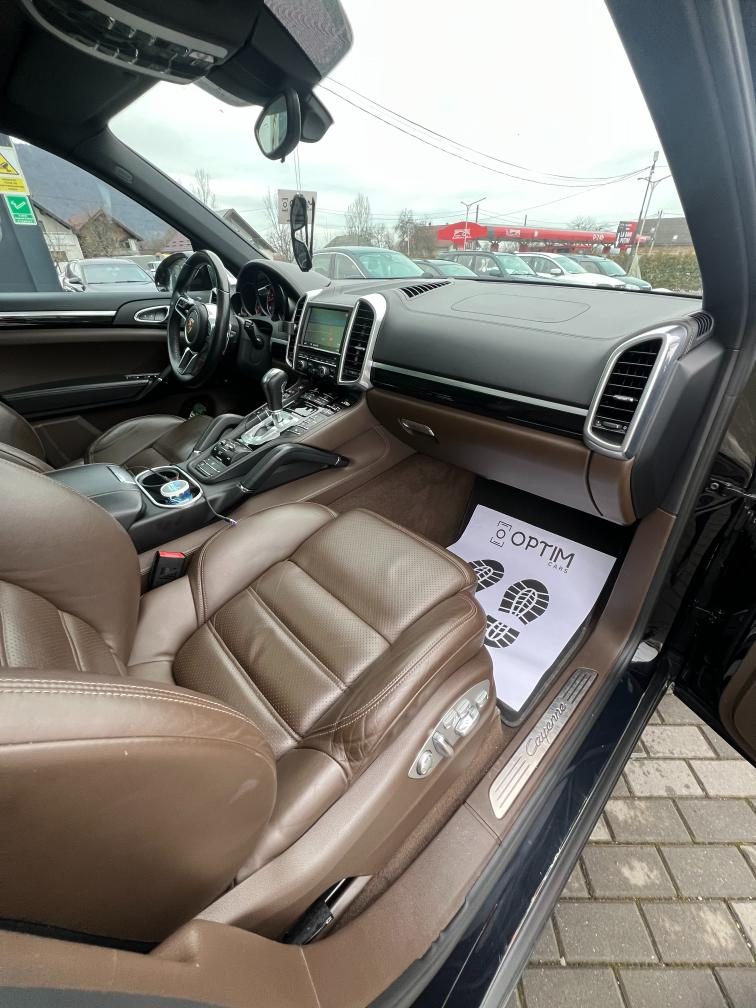Porsche Cayenne 3.0 diesel 262 CP automat