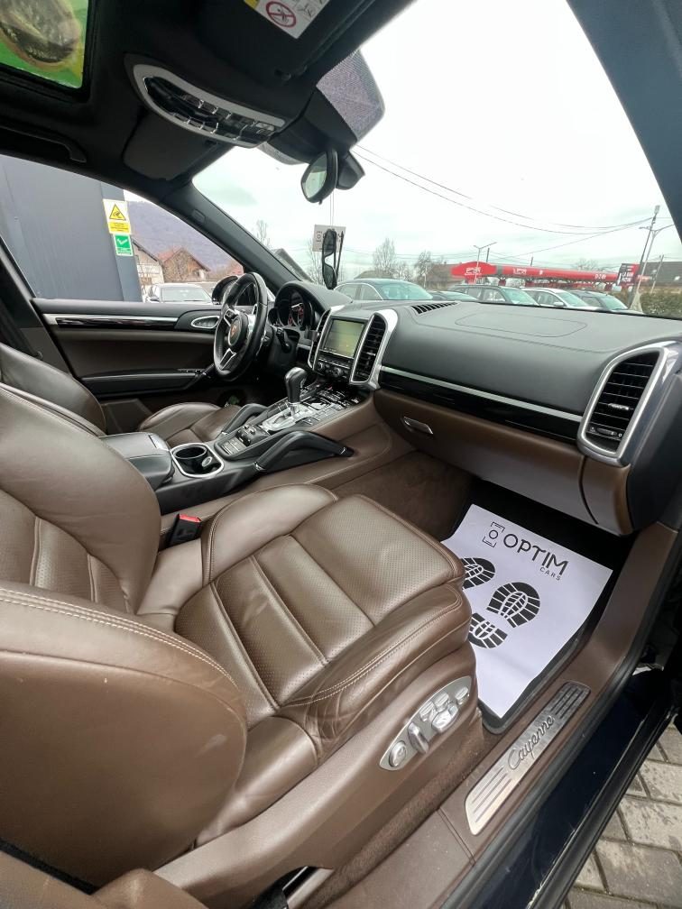 Porsche Cayenne 3.0 diesel 262 CP automat