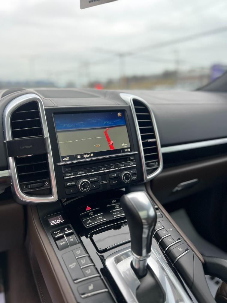 Porsche Cayenne 3.0 diesel 262 CP automat