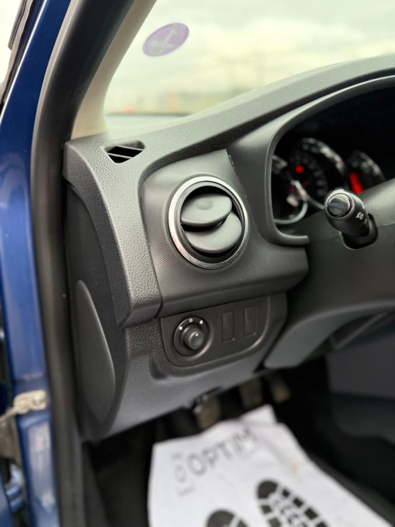 Dacia Logan 1.2 benzină
