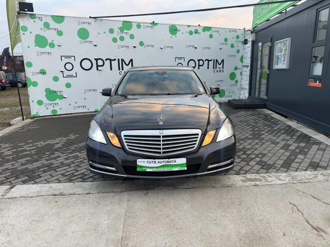 Mercedes-Benz Clasa E Elegance 2.2 diesel 135 CP CDI