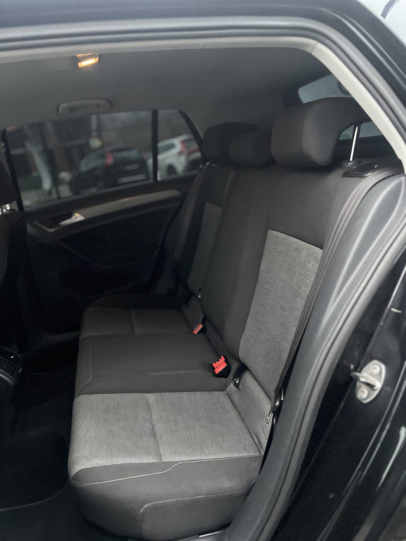 Volkswagen Golf 7 1.2 benzină 85 CP