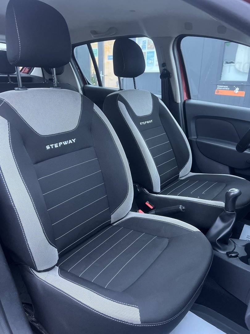 Dacia Sandero Stepway 0.9 benzină 90 CP