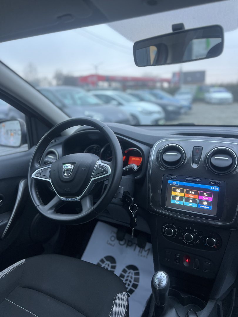 Dacia Sandero Stepway 0.9 benzină 90 CP