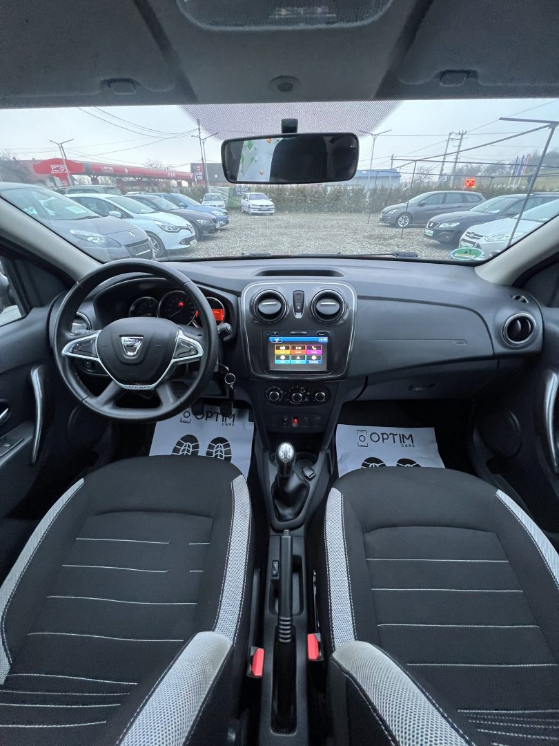 Dacia Sandero Stepway 0.9 benzină 90 CP