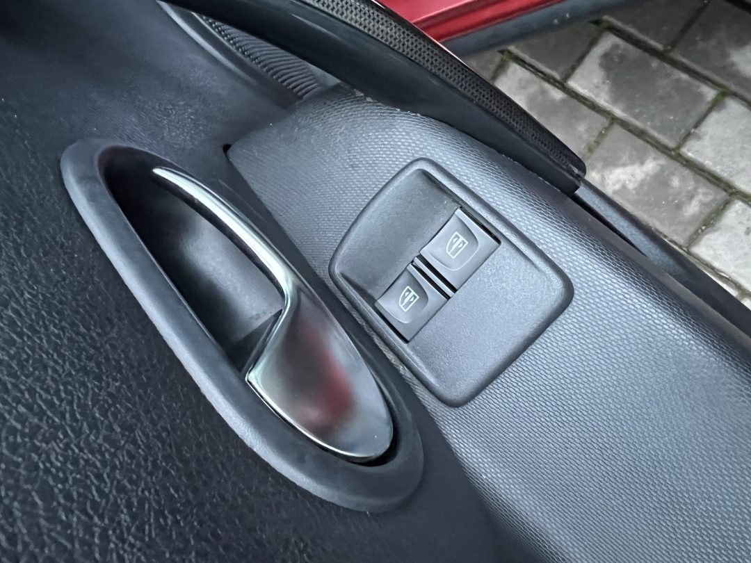 Dacia Sandero Stepway 0.9 benzină 90 CP