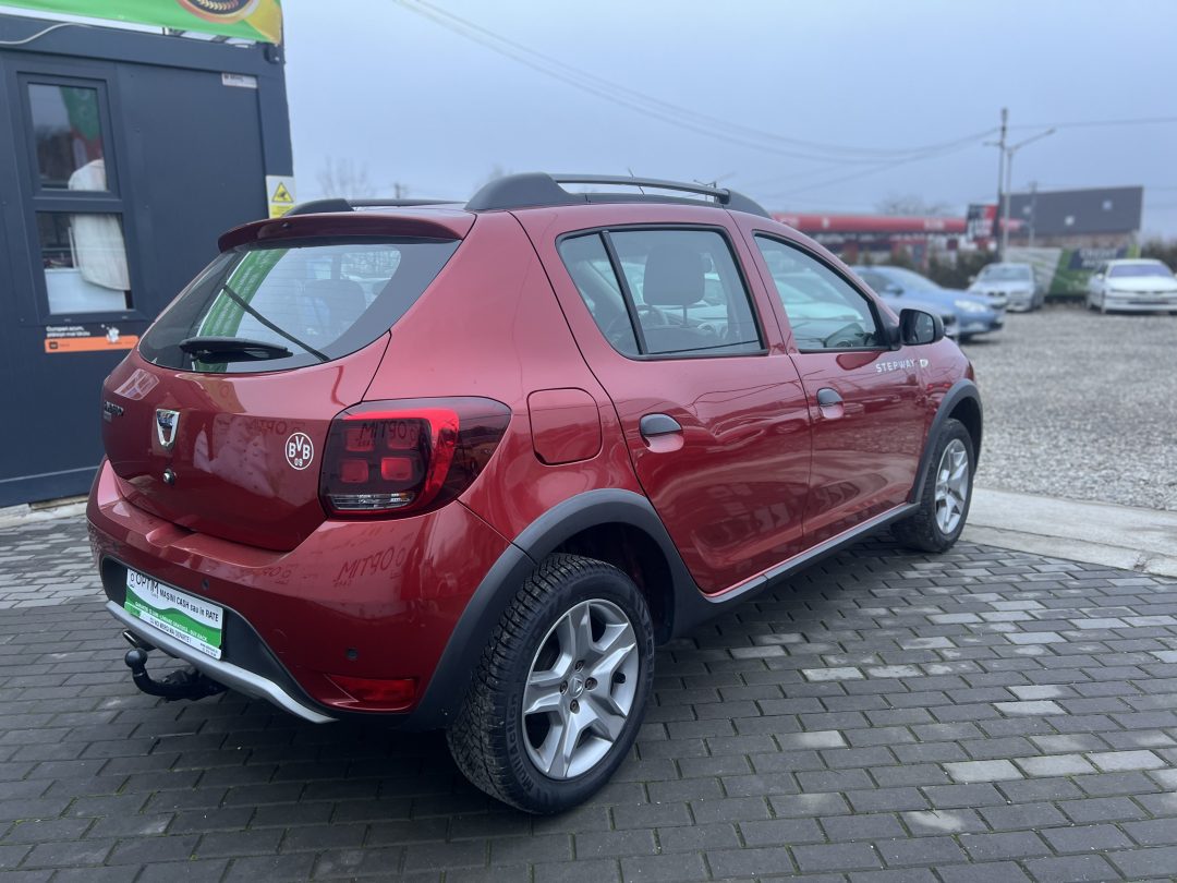 Dacia Sandero Stepway 0.9 benzină 90 CP