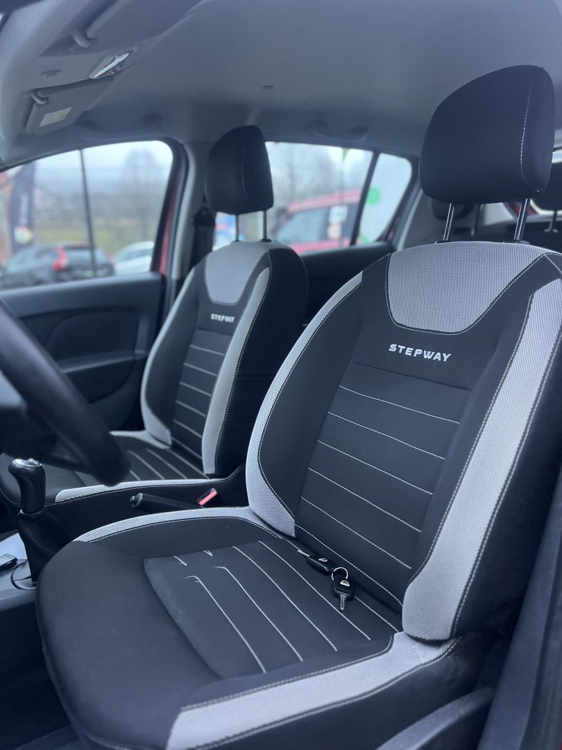 Dacia Sandero Stepway 0.9 benzină 90 CP